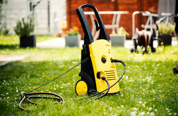 Best Window and Screen Pressure Cleaning in Mora, MN